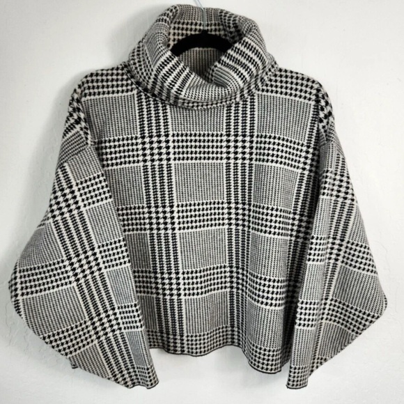 Zara Sweaters - Zara Black and White Checkered Turtleneck Sweater
